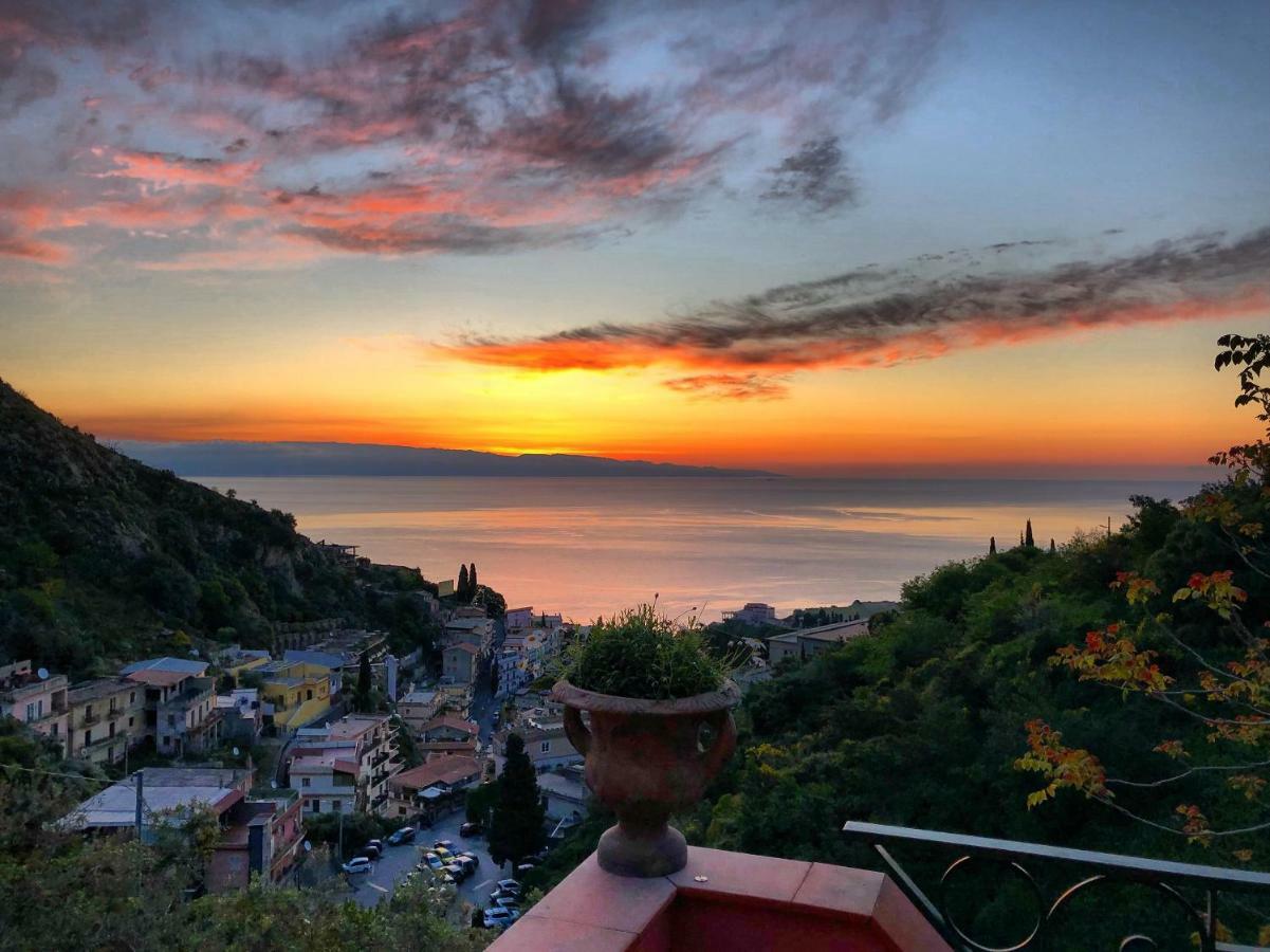 Villa Le Petit Paradis Taormina Dış mekan fotoğraf